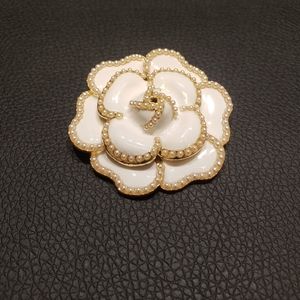 💝💝💝🥰Stunning Gold tone brooch Pin####